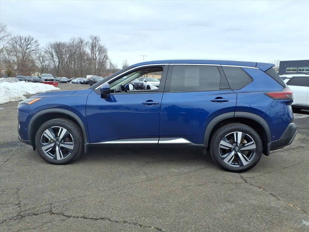 2022 Nissan Rogue SL