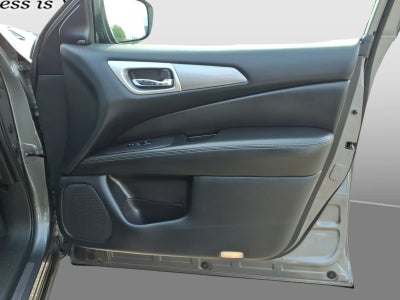 2020 Nissan Pathfinder SL