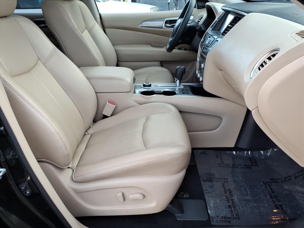 2018 Nissan Pathfinder SL