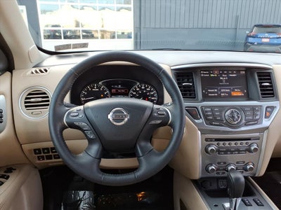 2018 Nissan Pathfinder SL