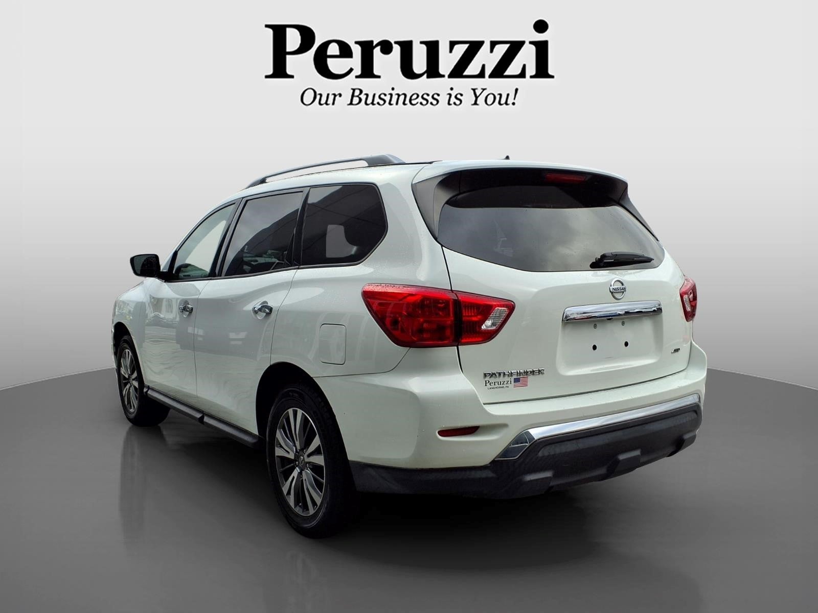 2018 Nissan Pathfinder S