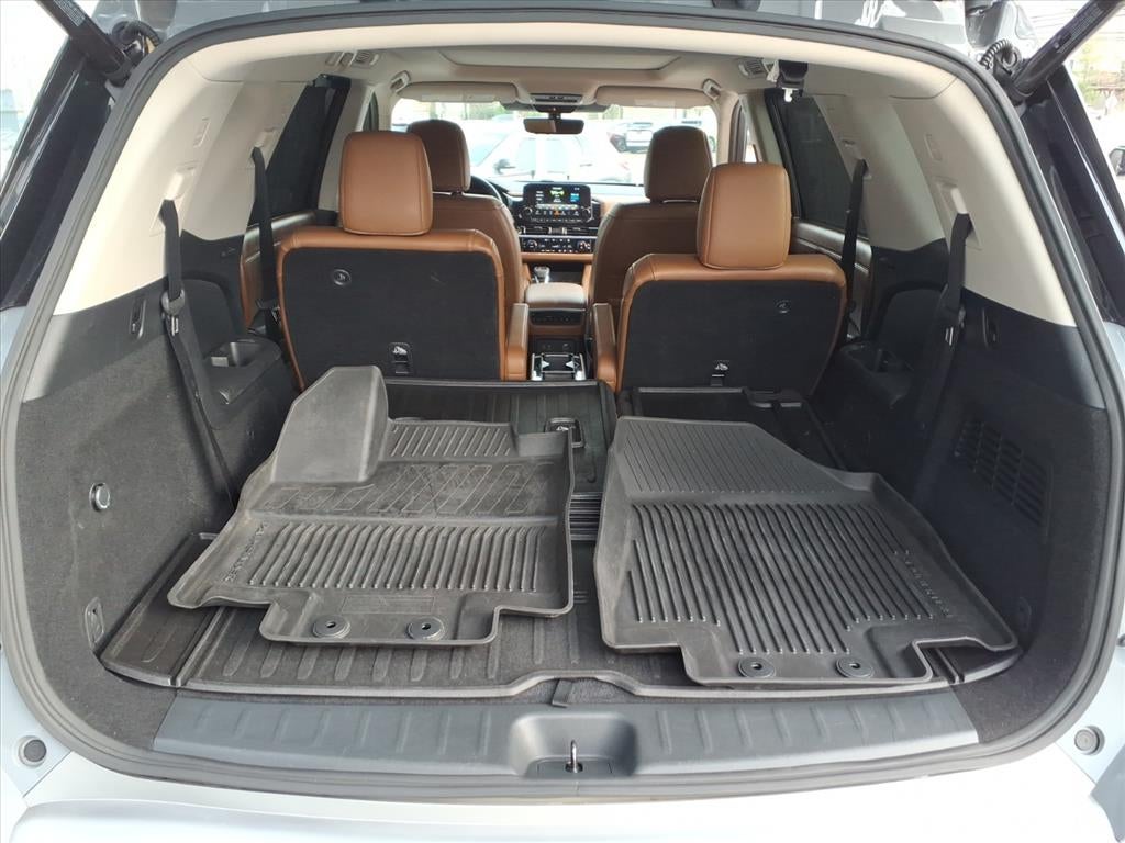 2023 Nissan Pathfinder Platinum