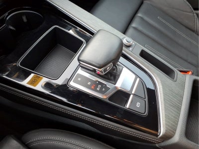 2022 Audi A4 quattro S line Prem Plus 45 TFSI