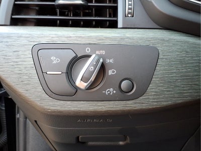 2022 Audi A4 quattro S line Prem Plus 45 TFSI
