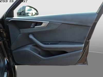 2022 Audi A4 quattro S line Prem Plus 45 TFSI