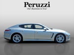 2012 Porsche Panamera 4dr HB