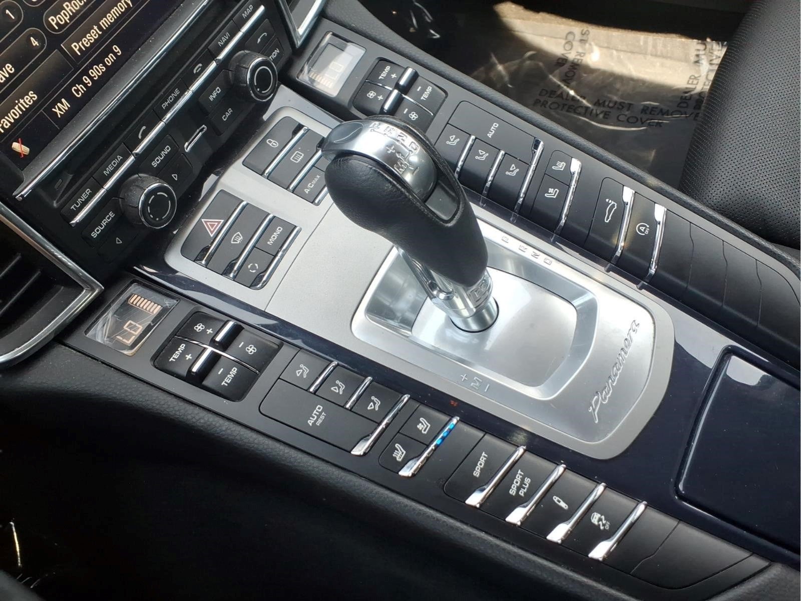 2012 Porsche Panamera 4dr HB