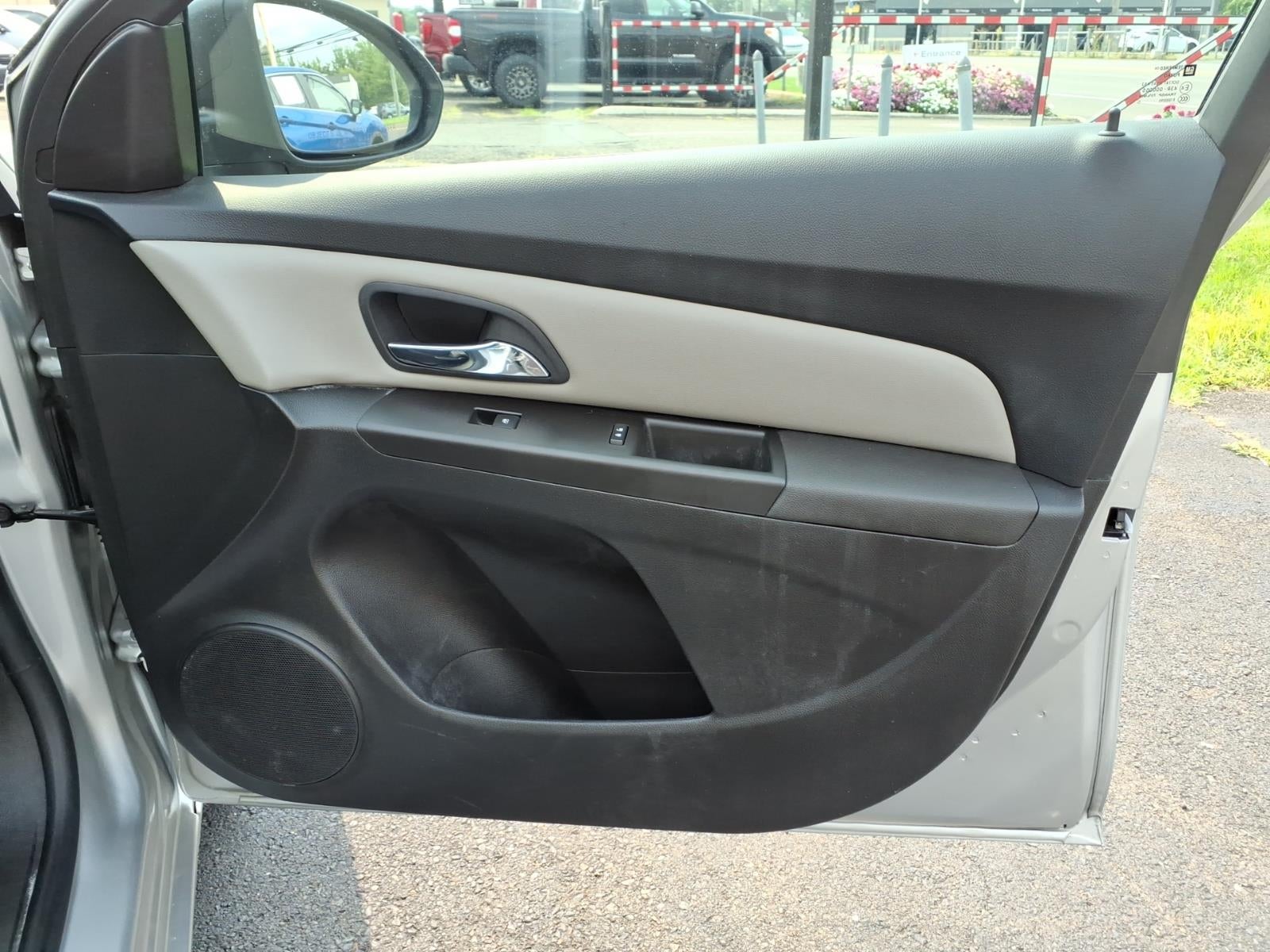 2016 Chevrolet Cruze Limited LS Auto