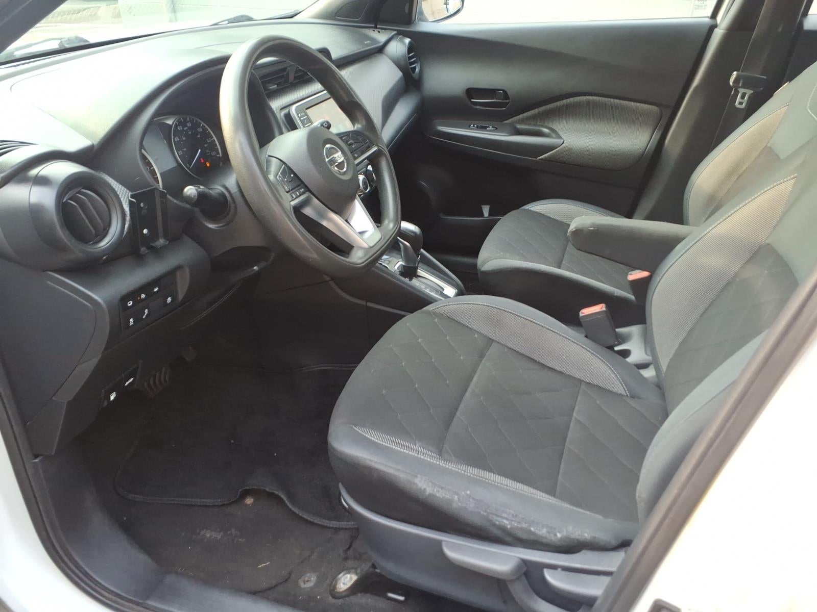 2020 Nissan Kicks S