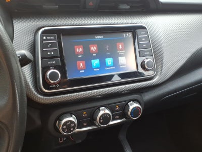 2020 Nissan Kicks S