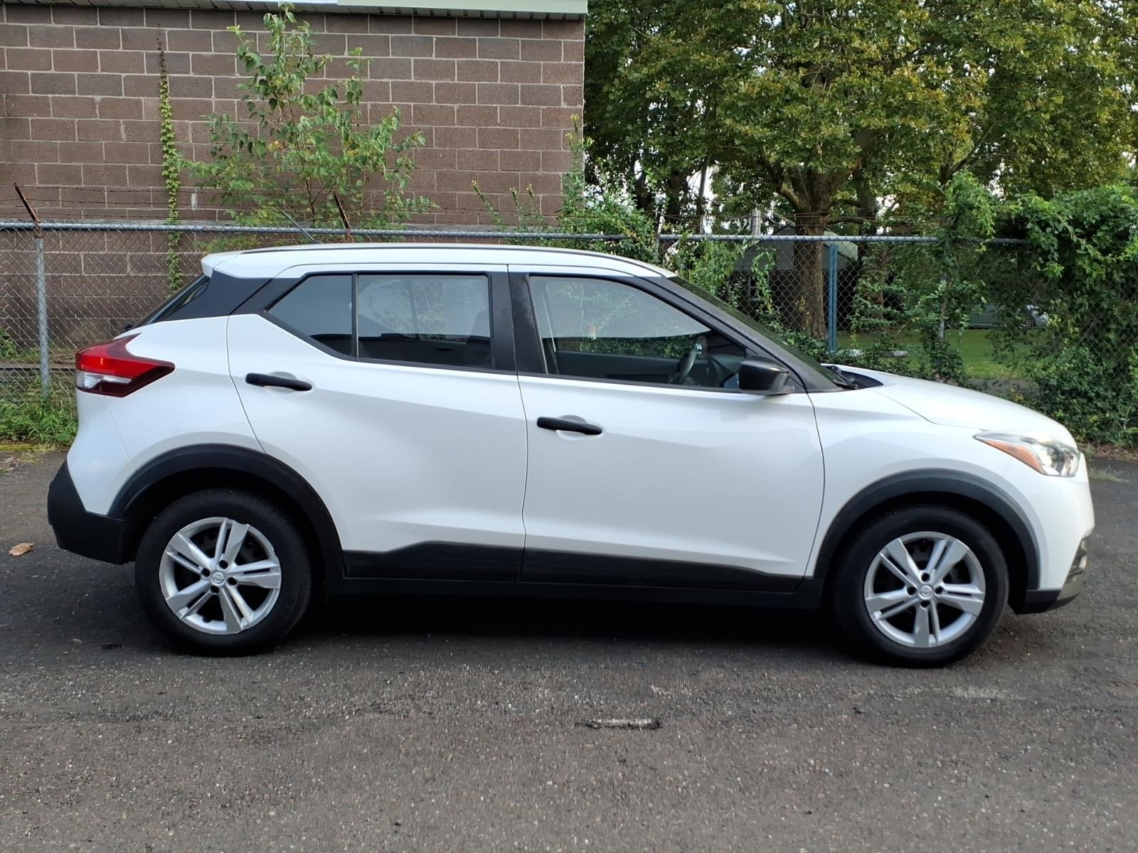 2020 Nissan Kicks S