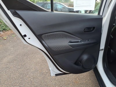 2020 Nissan Kicks S