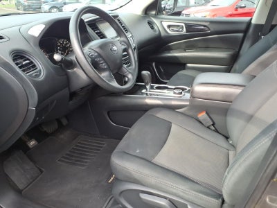 2019 Nissan Pathfinder S