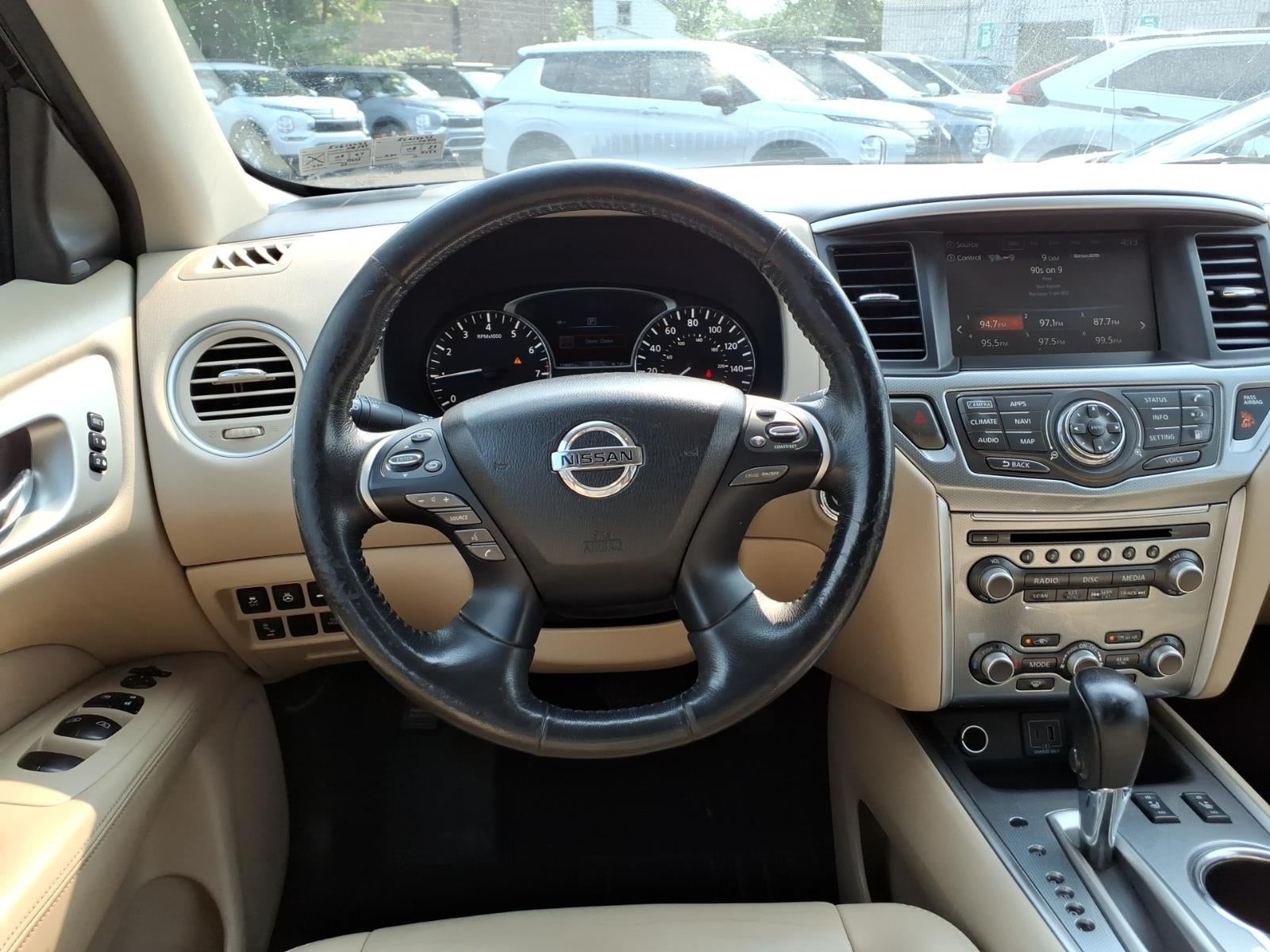2019 Nissan Pathfinder SL