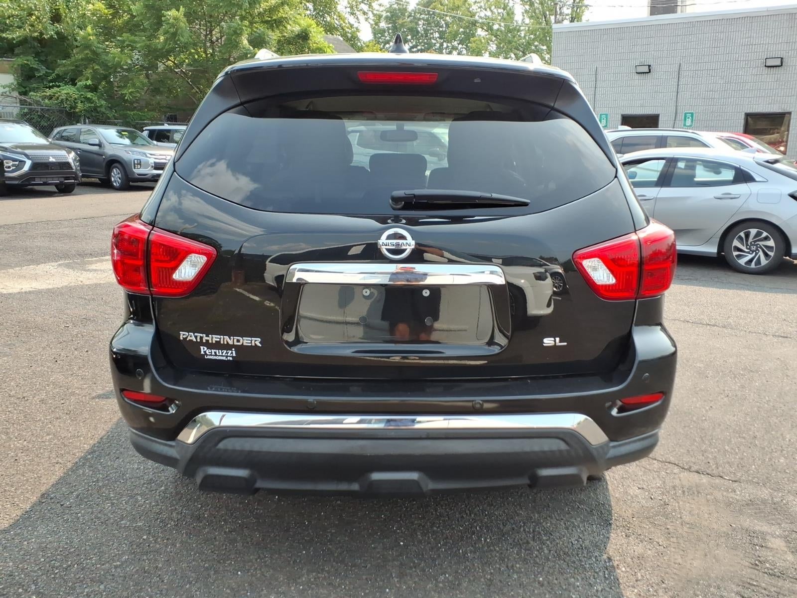 2019 Nissan Pathfinder SL