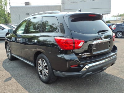 2019 Nissan Pathfinder SL