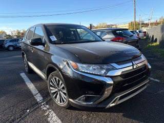 2020 Mitsubishi Outlander ES