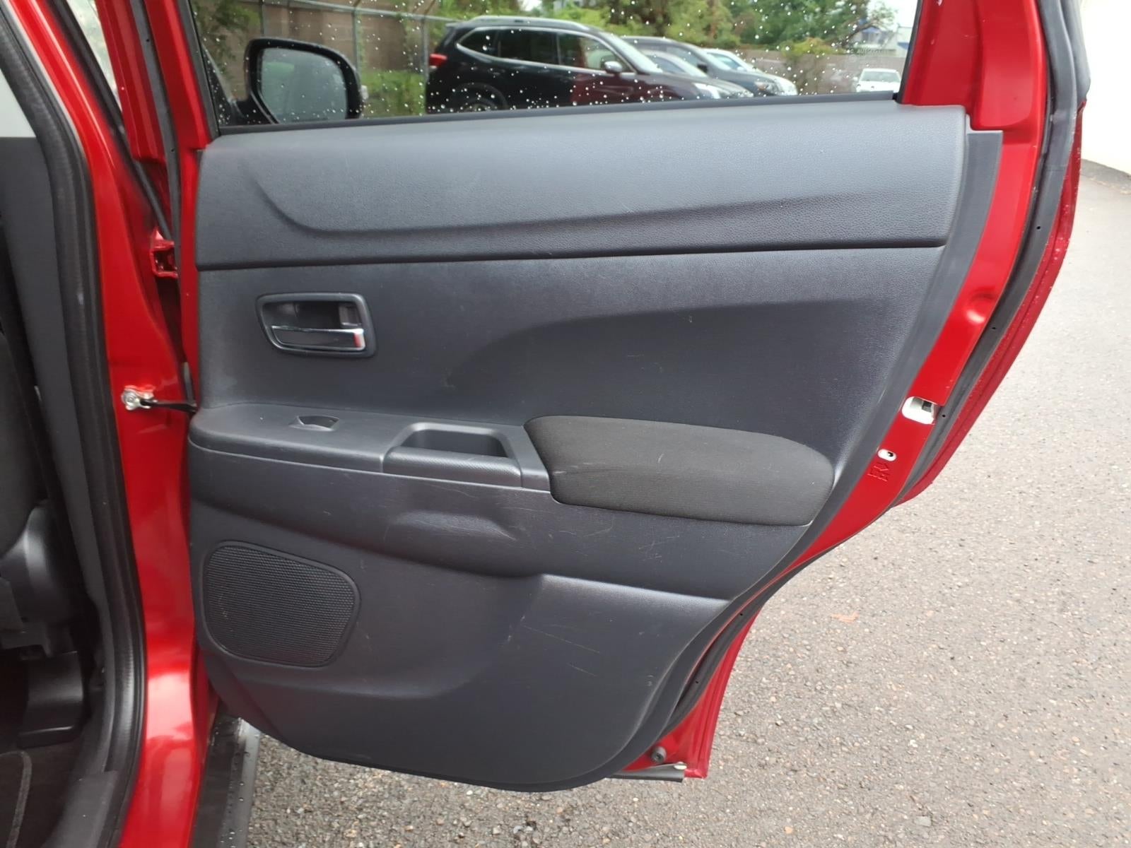 2019 Mitsubishi Outlander Sport LE