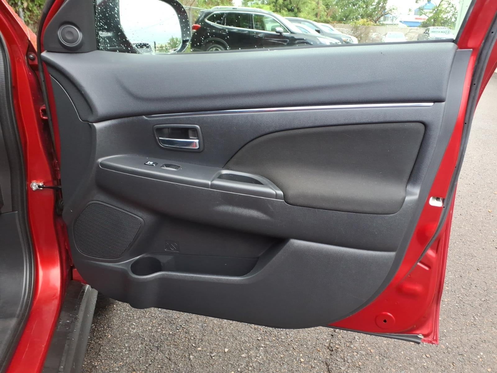 2019 Mitsubishi Outlander Sport LE