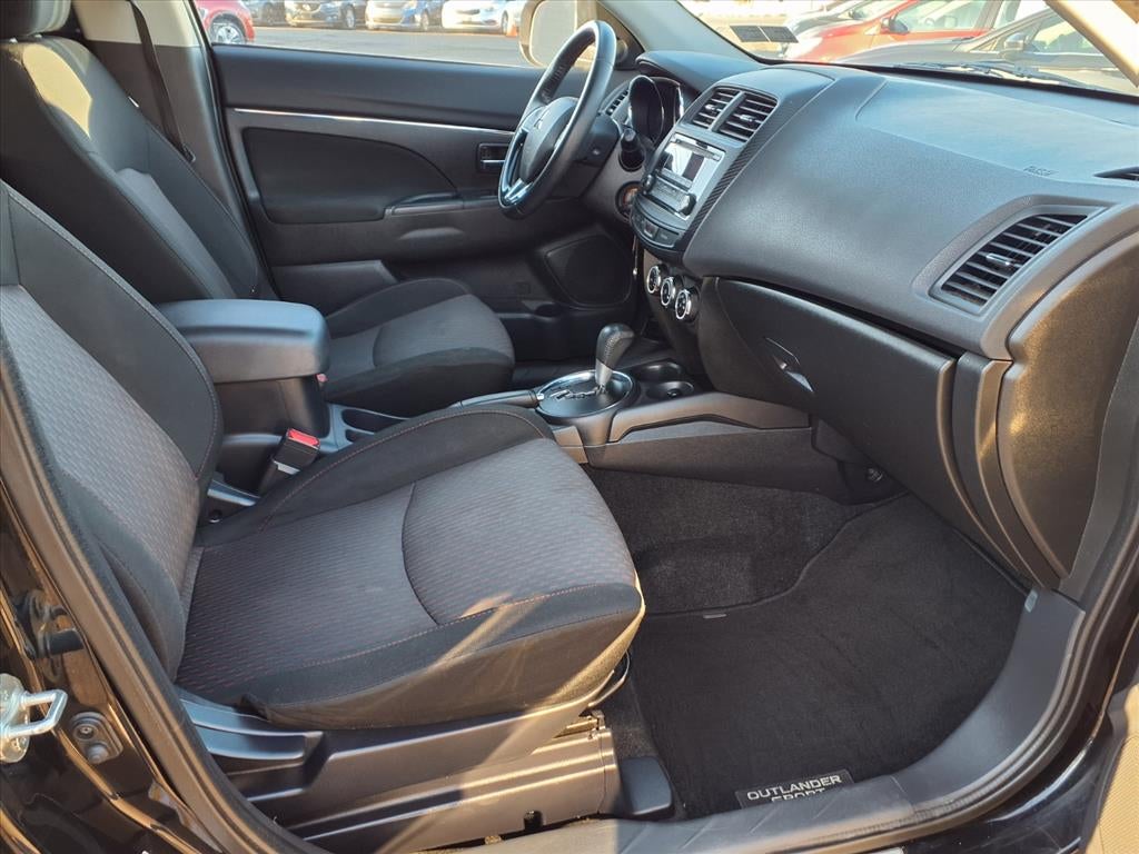 2017 Mitsubishi Outlander Sport ES