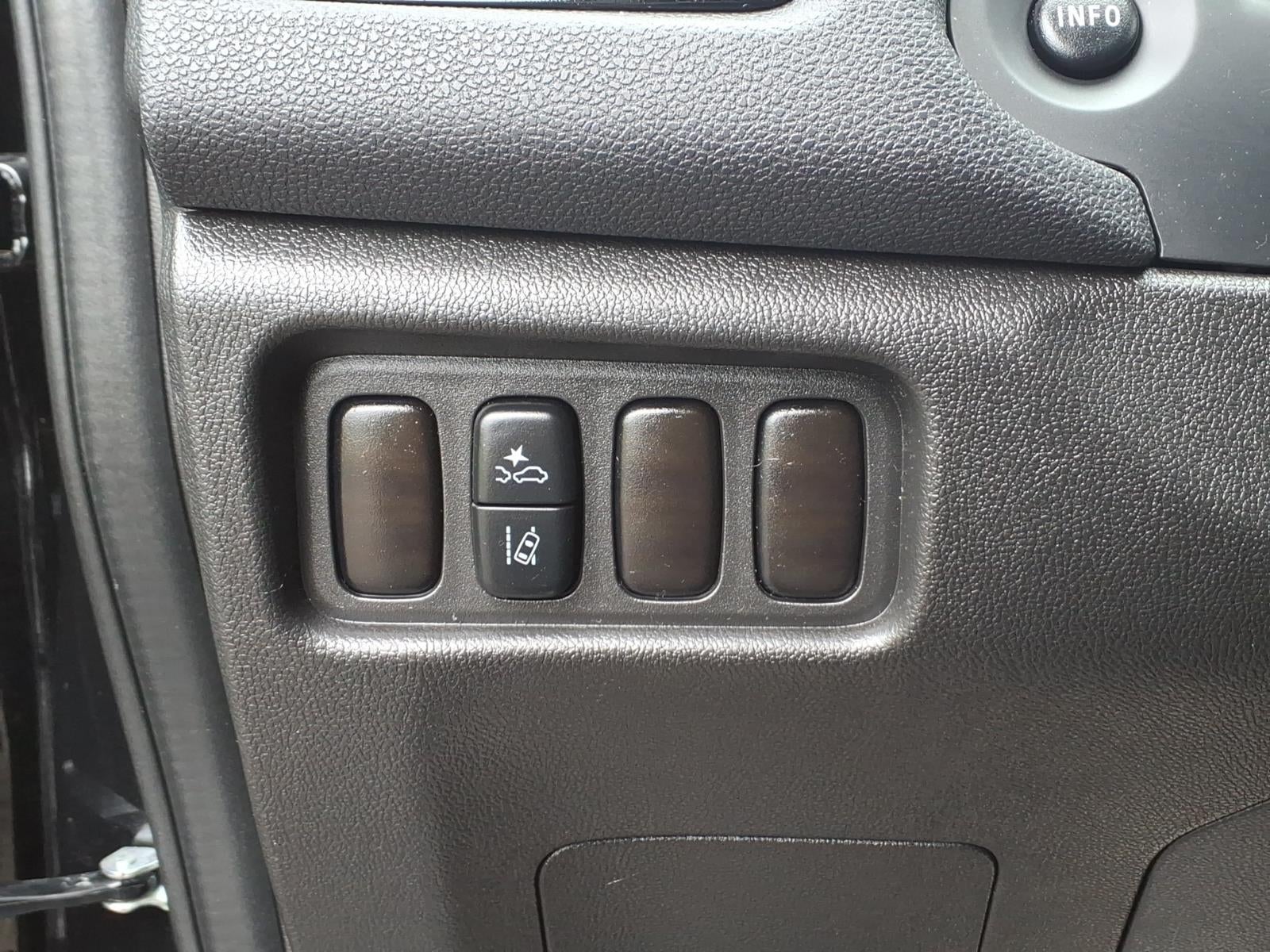 2025 Mitsubishi Outlander Sport LE