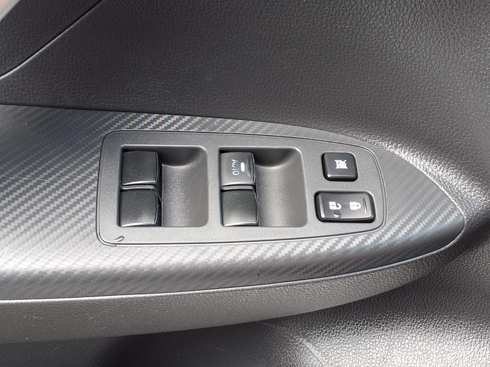 2018 Mitsubishi Eclipse Cross LE