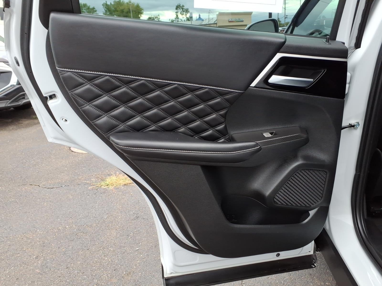 2022 Mitsubishi Outlander SEL Special Edition