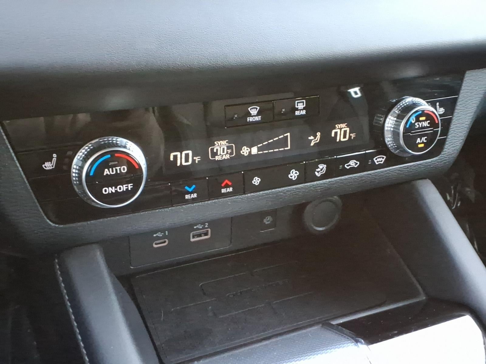 2023 Mitsubishi Outlander SEL