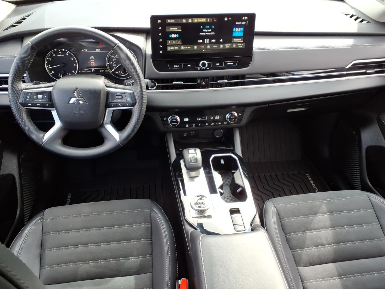 2025 Mitsubishi Outlander SE