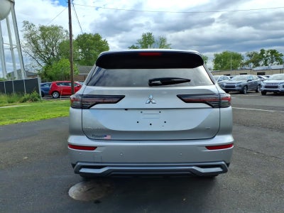 2025 Mitsubishi Outlander SE