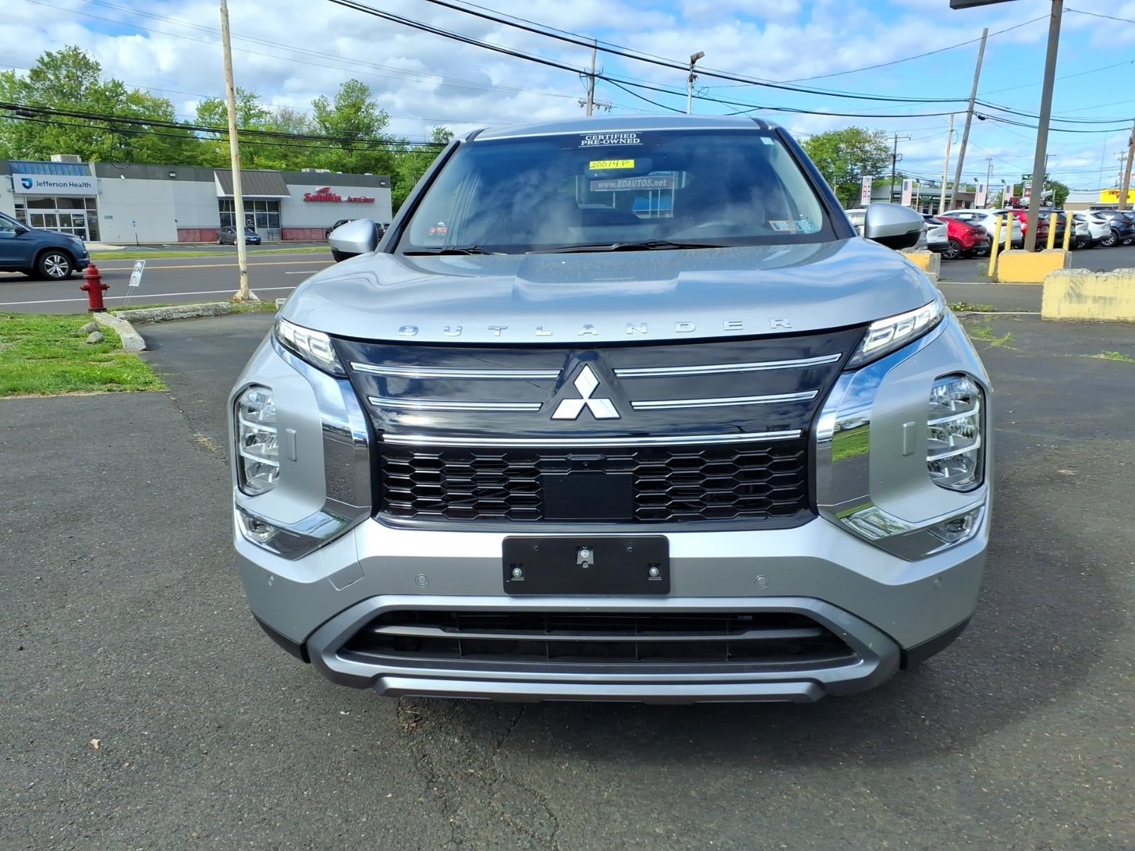 2025 Mitsubishi Outlander SE