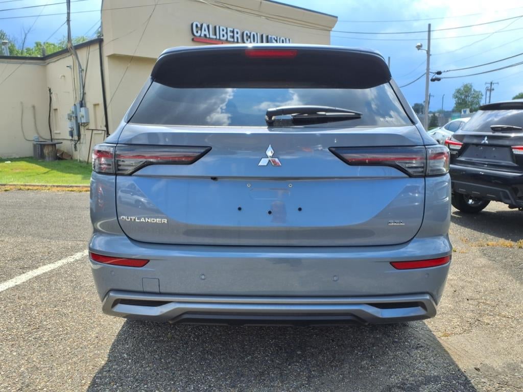 2025 Mitsubishi Outlander SEL