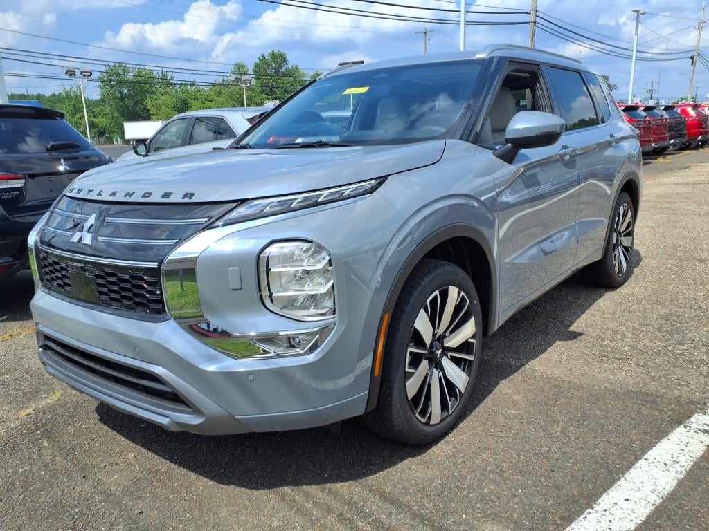 2025 Mitsubishi Outlander SEL