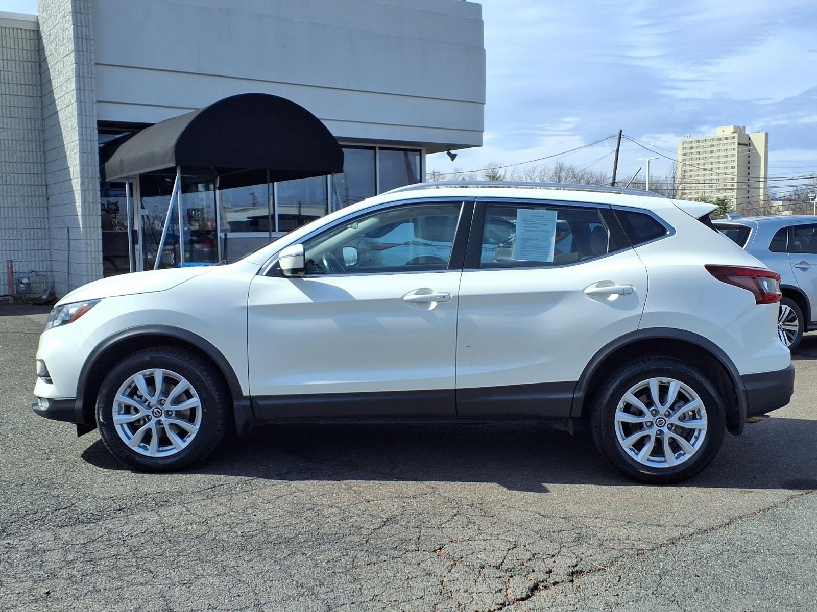 2022 Nissan Rogue Sport SV