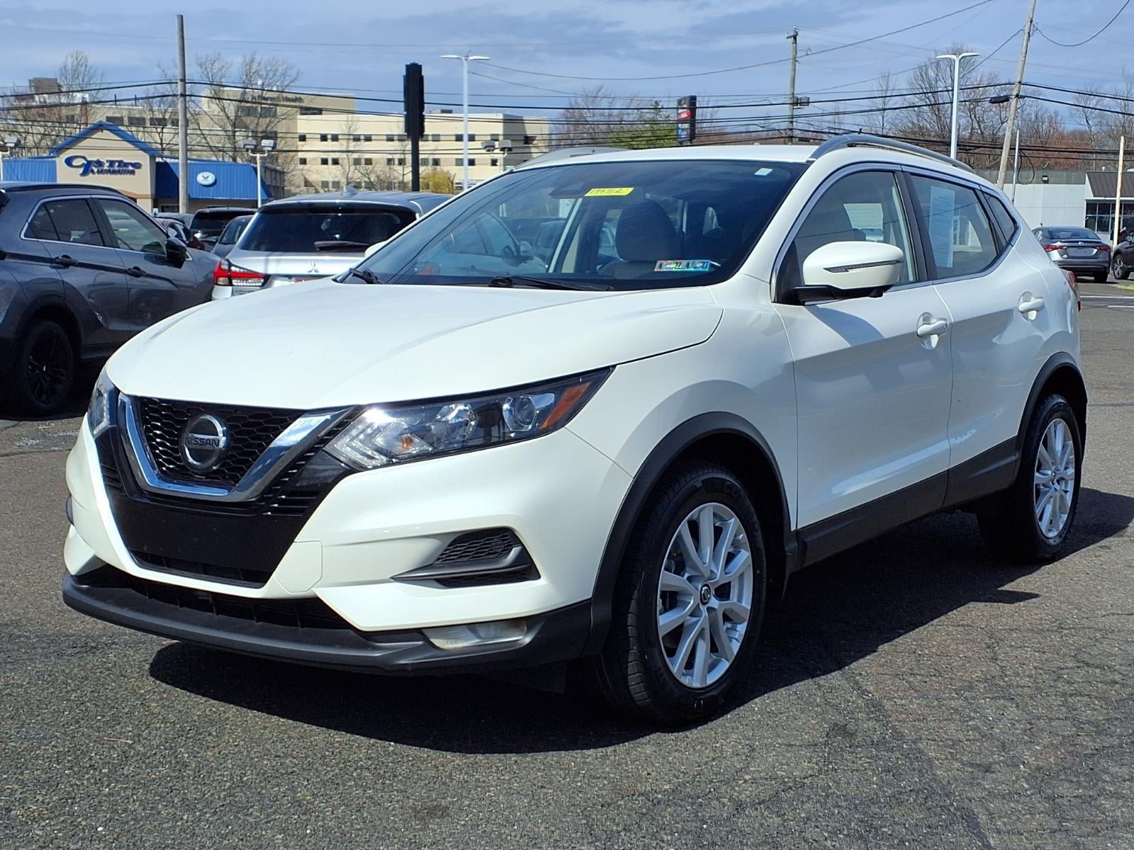 2022 Nissan Rogue Sport SV