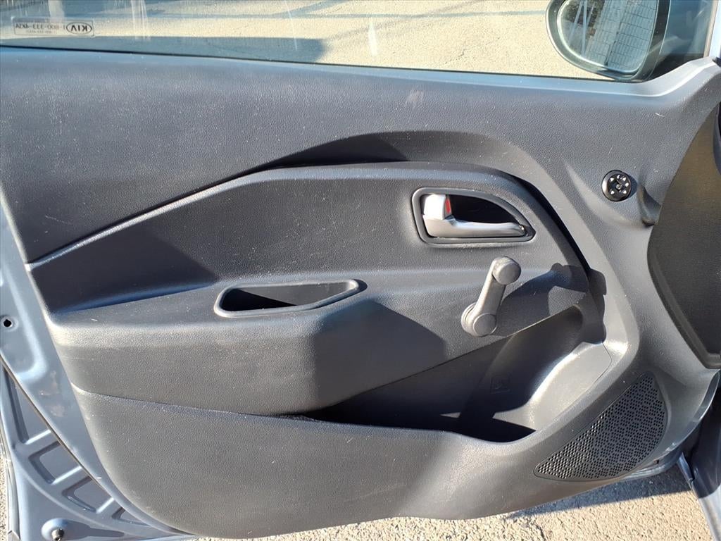 2016 Kia Rio 5-Door LX