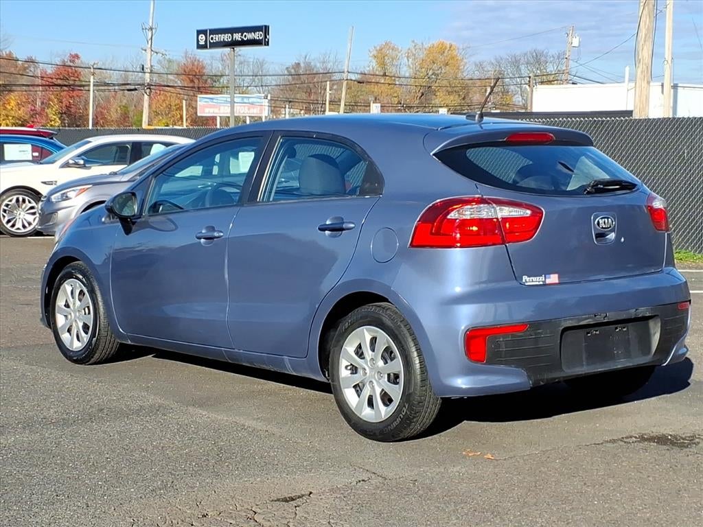 2016 Kia Rio 5-Door LX