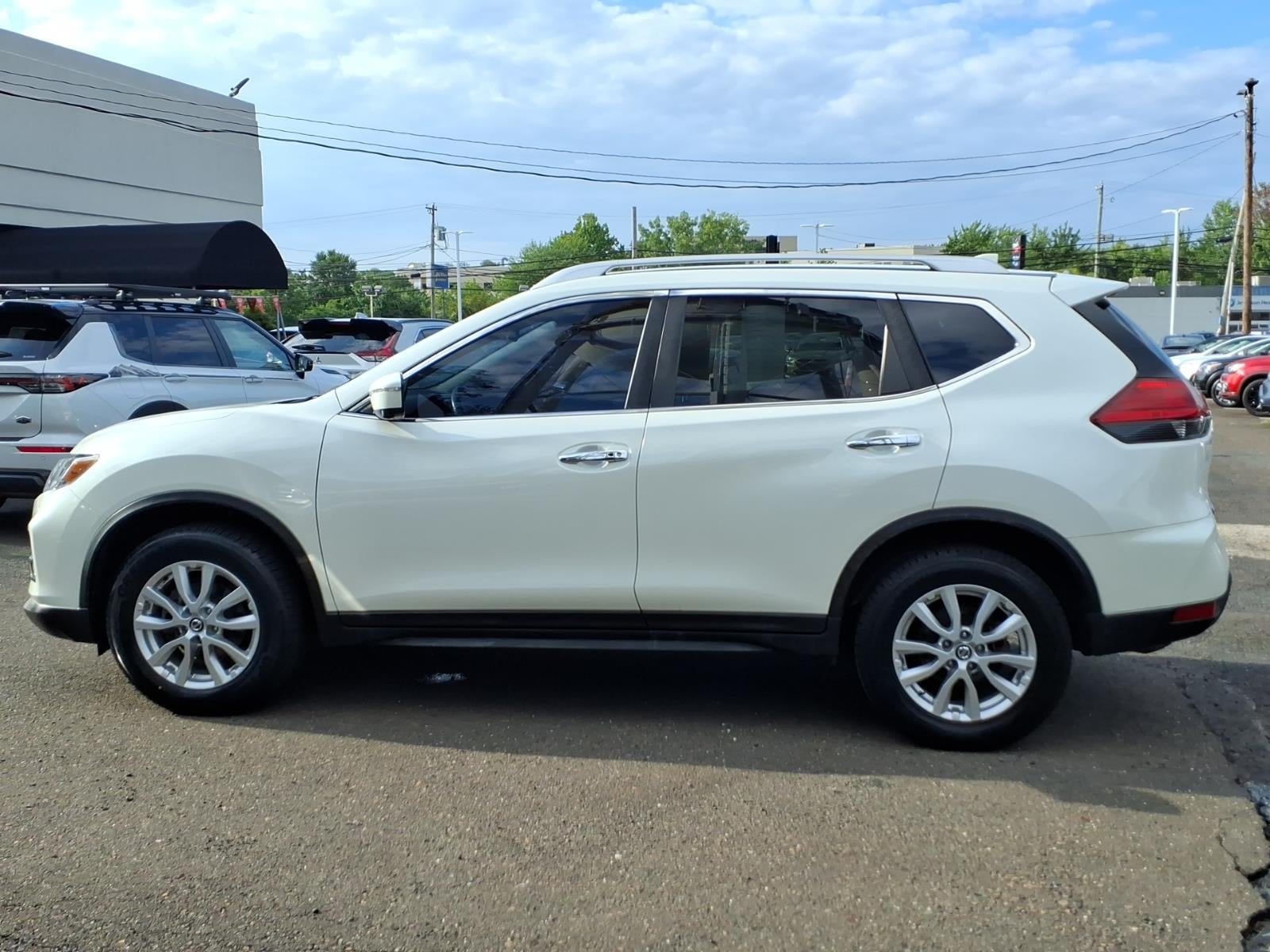 2017 Nissan Rogue SV