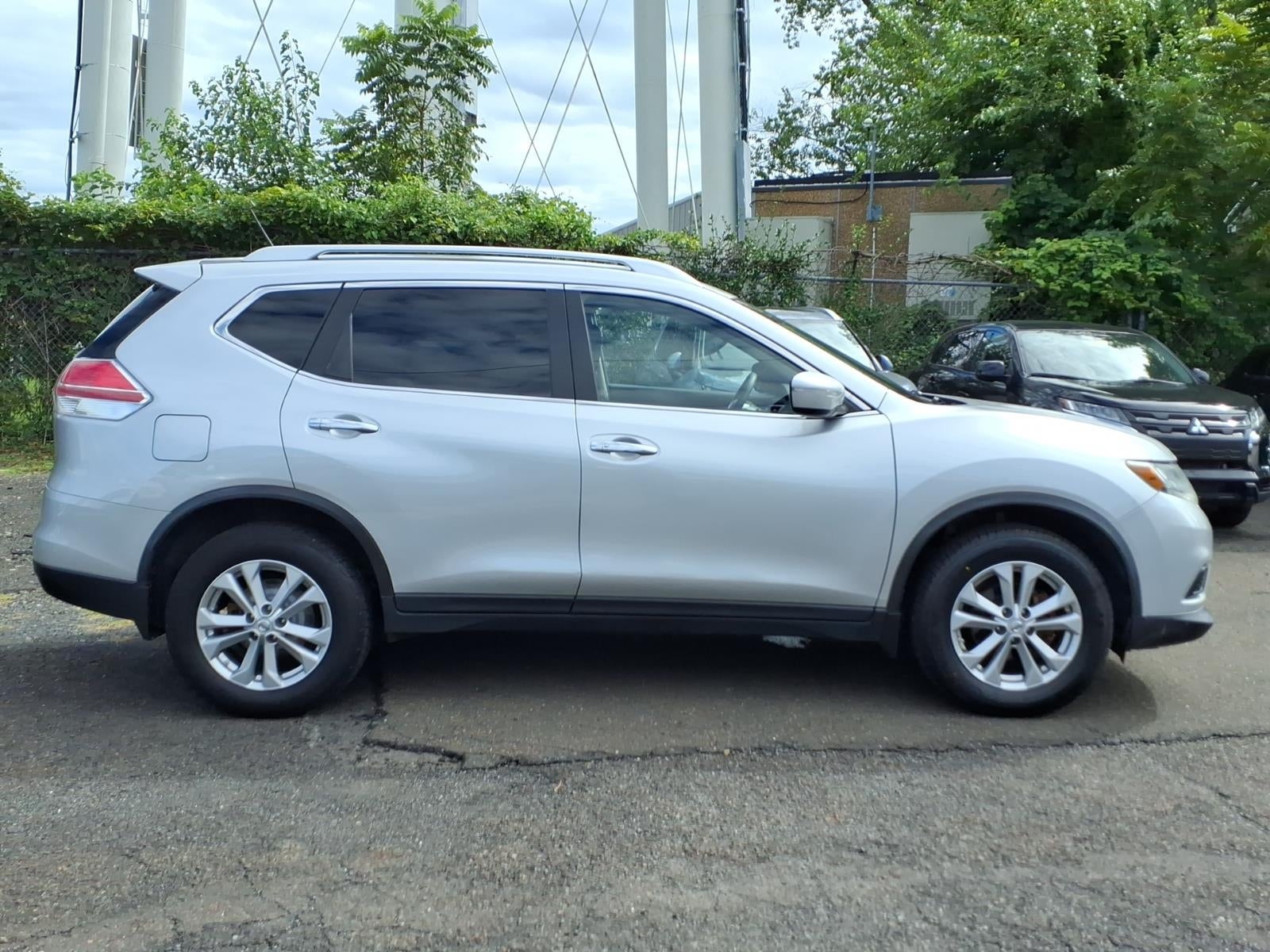 2015 Nissan Rogue SV
