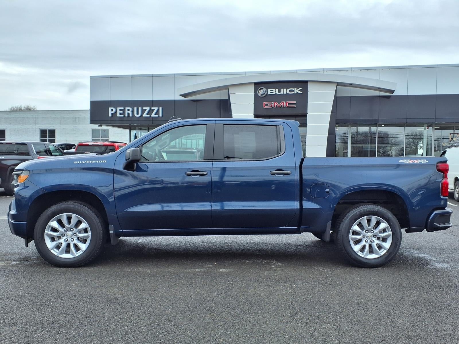 2022 Chevrolet Silverado 1500 Custom