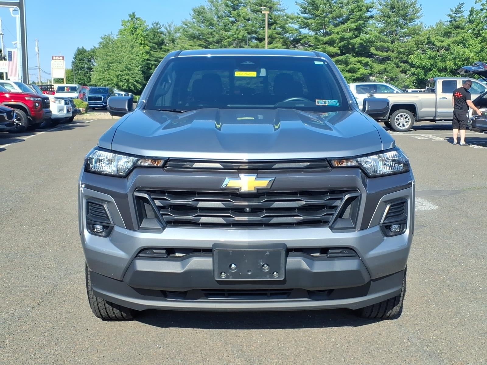 2024 Chevrolet Colorado LT