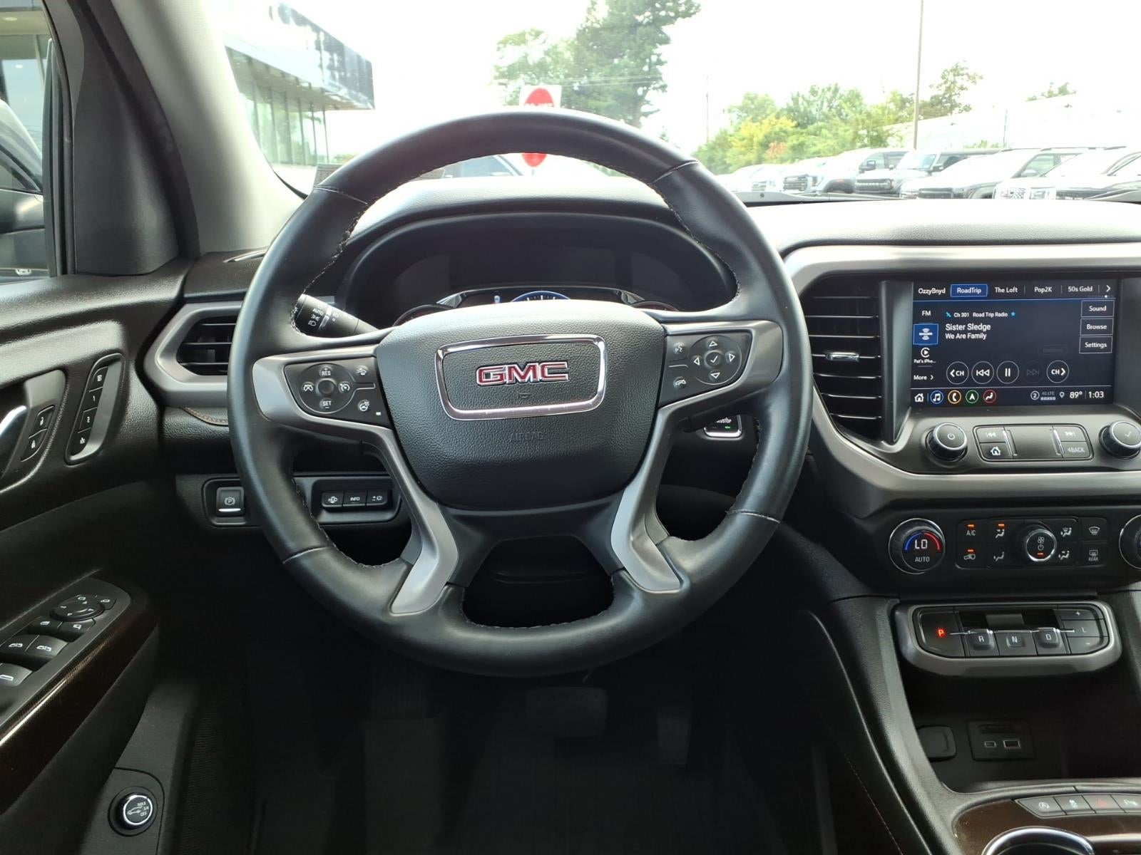 2023 GMC Acadia AT4