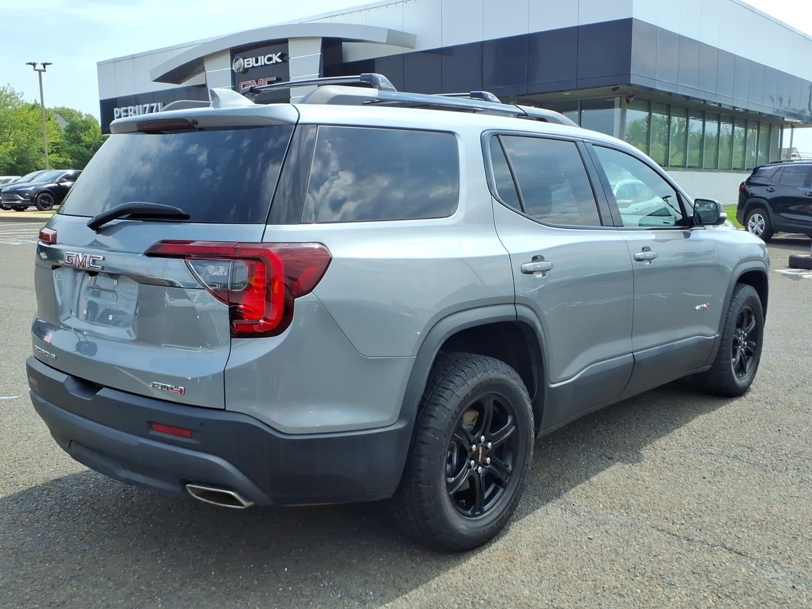 2023 GMC Acadia AT4