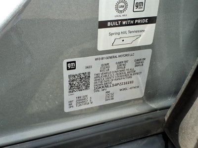 2023 GMC Acadia AT4