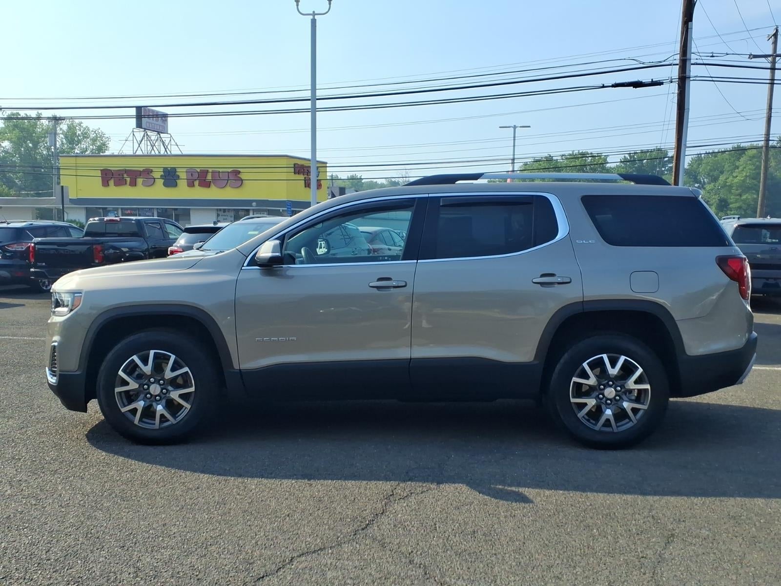 2023 GMC Acadia SLE