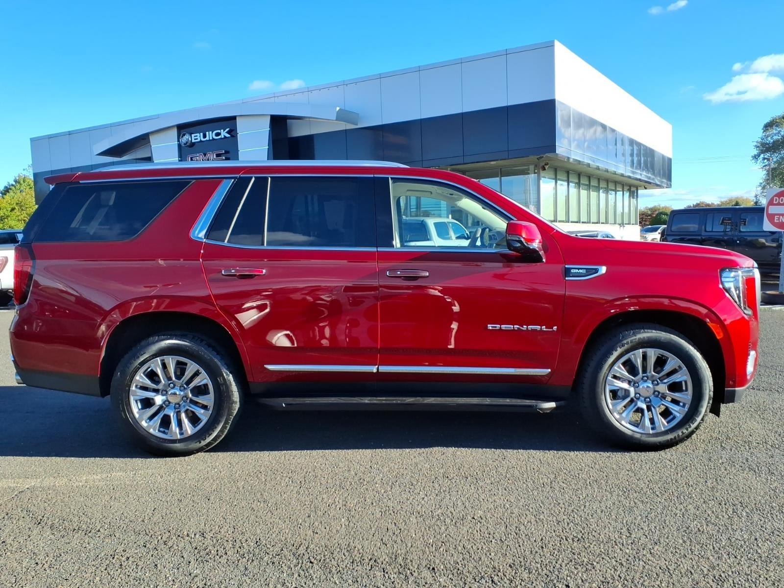2023 GMC Yukon Denali