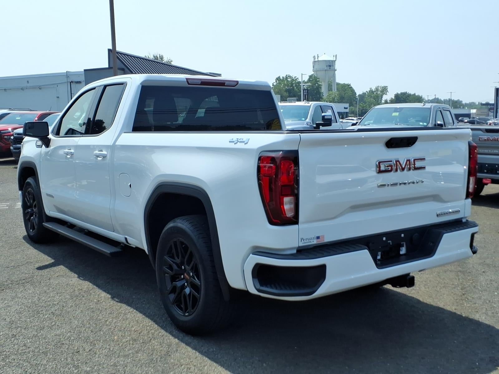 2025 GMC Sierra 1500 Elevation