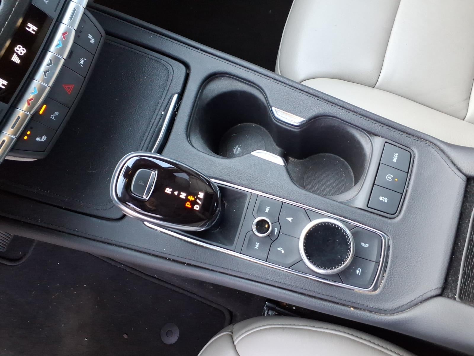 2022 Cadillac XT4 Premium Luxury