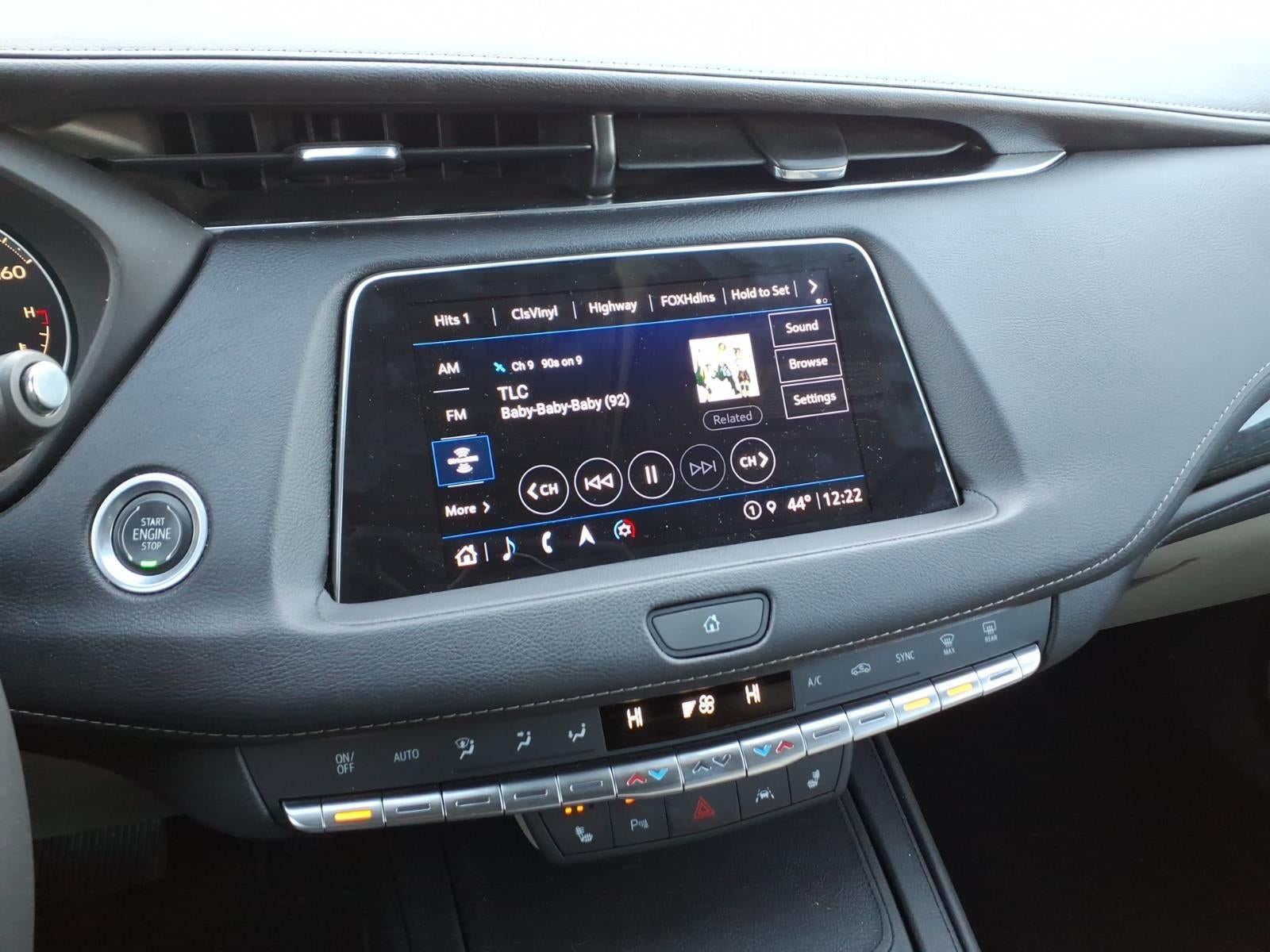 2022 Cadillac XT4 Premium Luxury