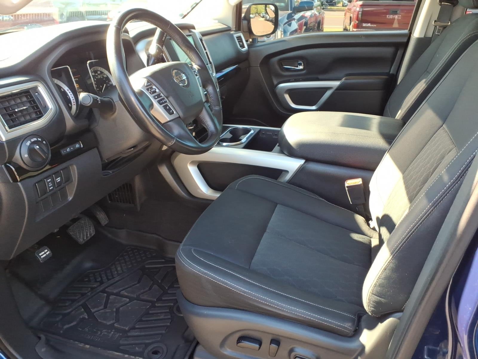 2019 Nissan Titan SV